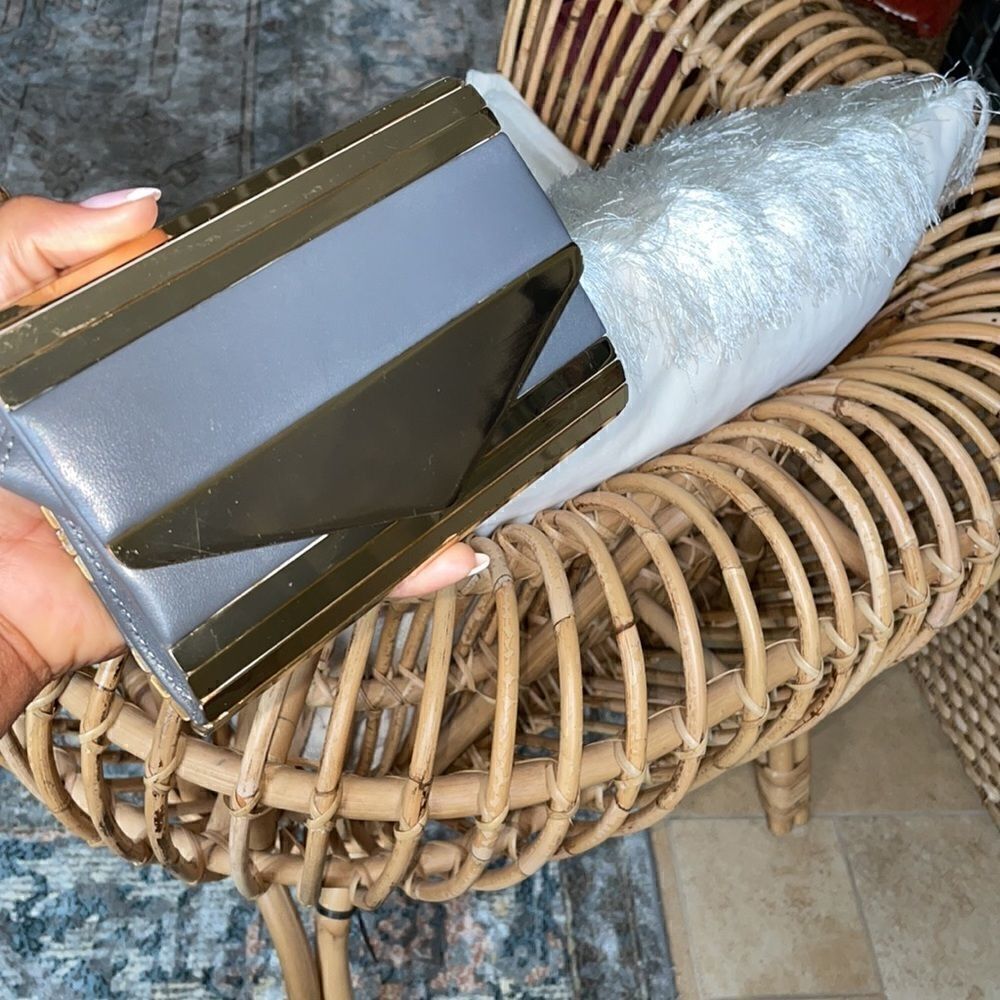 💯Leather and Metal Clutch 